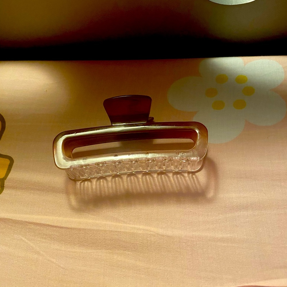 Transparent with brown hue Hair Claw Clip